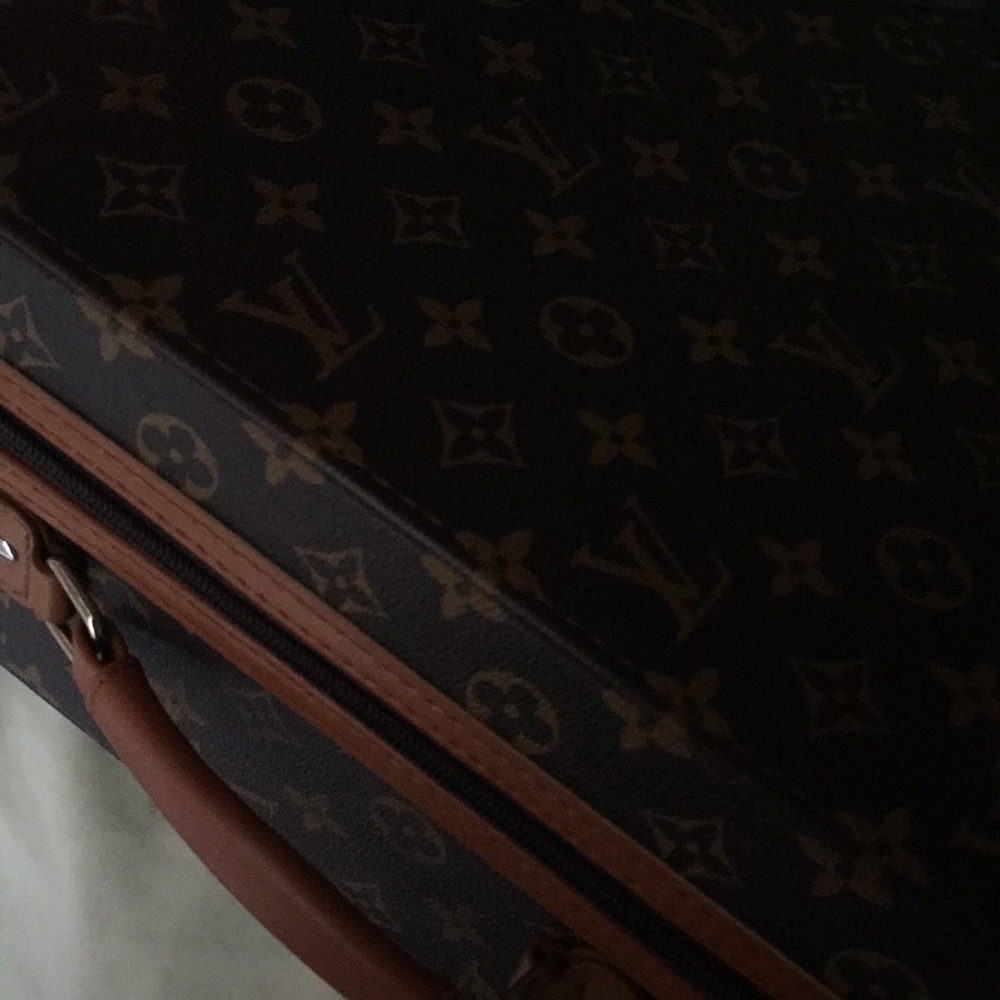 Rare Louis Vuitton X Air Force 1 collab.